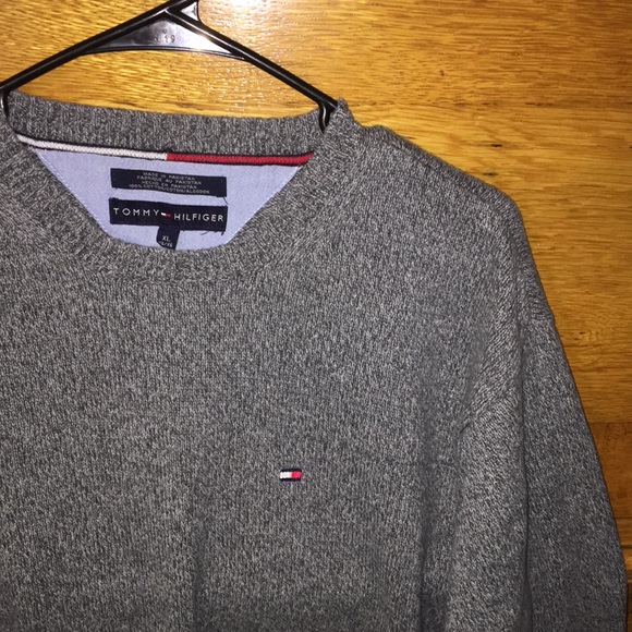 Tommy Hilfiger Gray Crewneck Sweater - Picture 4 of 8